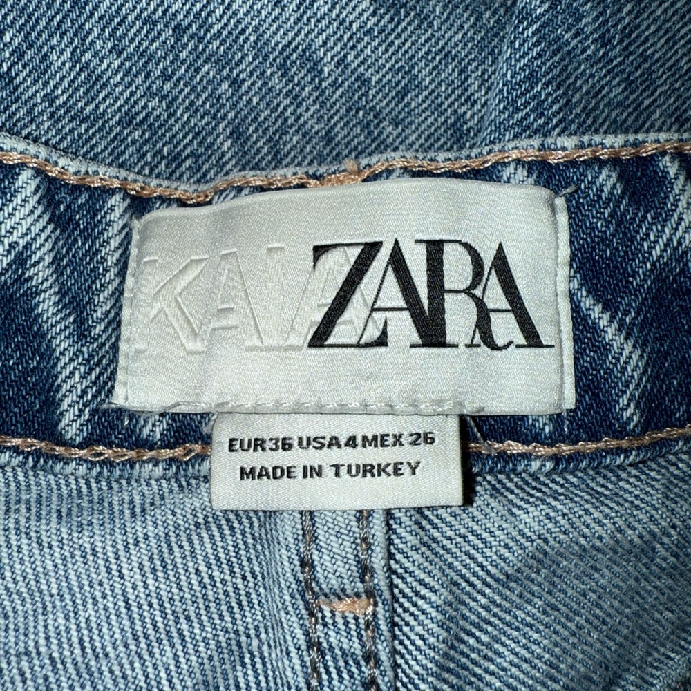 Maia x Zara jeans